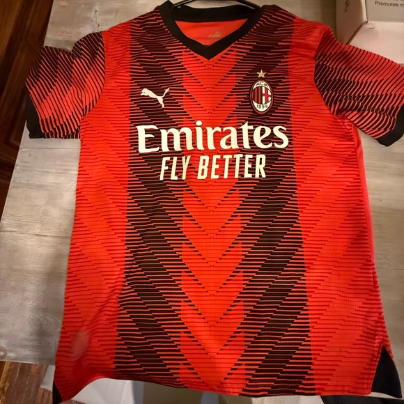 Puma AC Milan 23/24 Authentic UCL Home Jersey - Picture 1 of 2